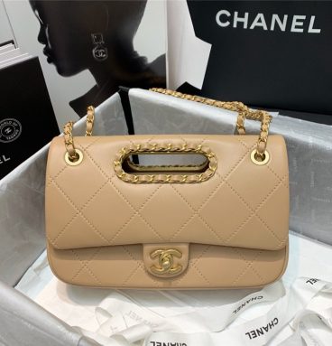 Chanel hangbags