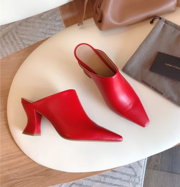 Bottega Veneta block heel sandals red