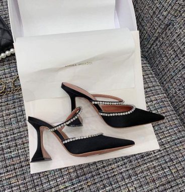 https://every-designers.ru/product/amina-muaddi-heels-sandals/