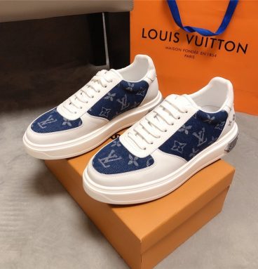 Loui Vuitton Mens LV sneakers