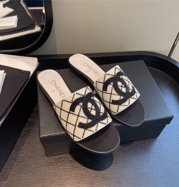 chanel pearl slippers