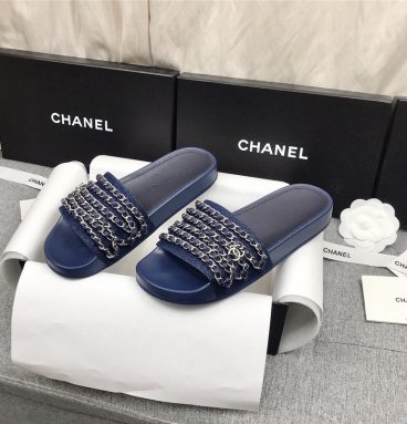 chanel beach chain slippers