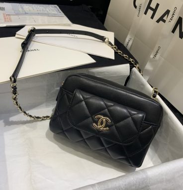 2 in 1 chain bag chanel