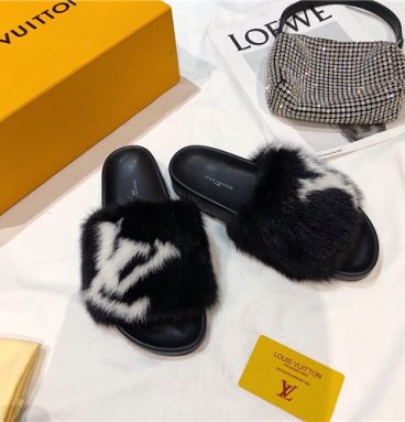 lv Fur slippers replica shoes
