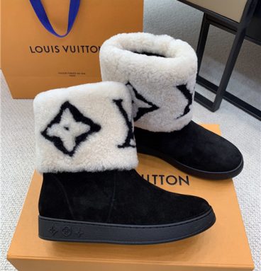 LV fur boots