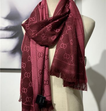 gucci scarf scarves