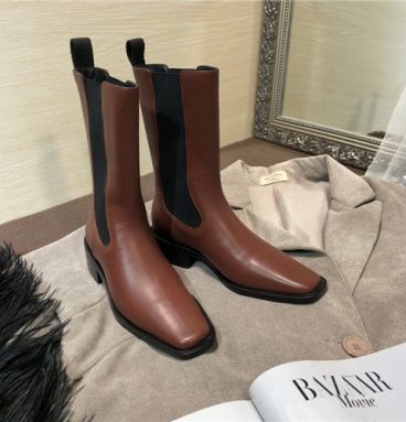 neous boots