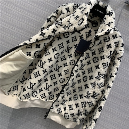 $15 Louis Vuitton Jacket from Pakistani Market 🇵🇰 