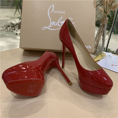 christian louboutin red bottoms heels red