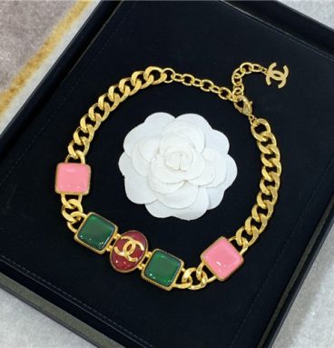 chanel glass necklace