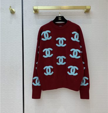 chanel CC cashmere sweater