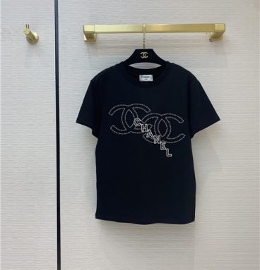 chanel embroidered T Shirt
