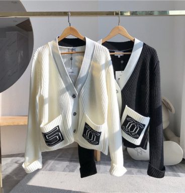 chanel knitted wool cardigan