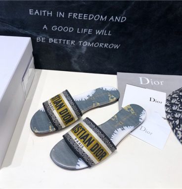 dior embroidered slippers
