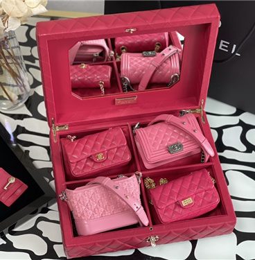 chanel limited gift box with 4 bags