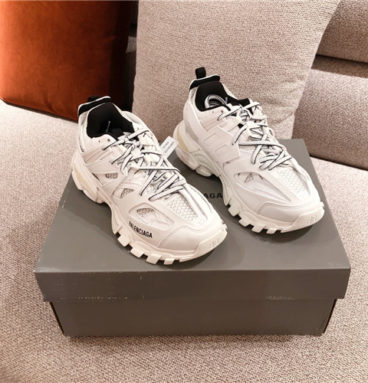 balenciaga track 3.0 white sneaker