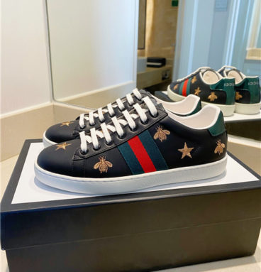 gucci ace sneaker bee