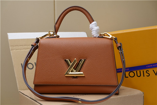 Unboxing my first luxury bag💖 the @louisvuitton twist one handle
