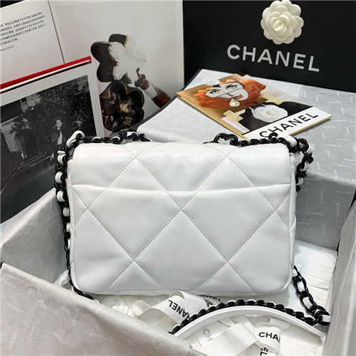 chanel 19 flap bag white