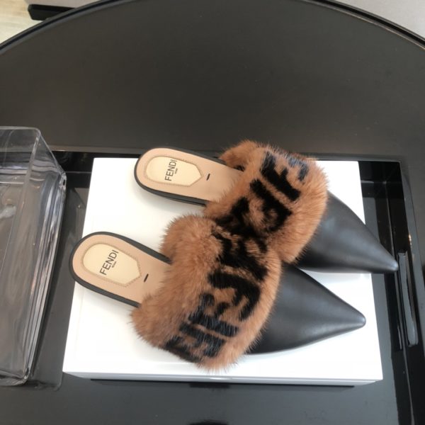 fendi pointed mink fur flat bottom slippers