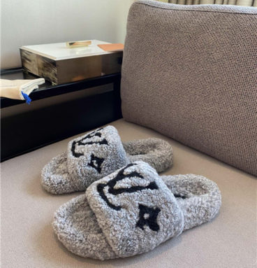 louis vuitton lv wool slippers