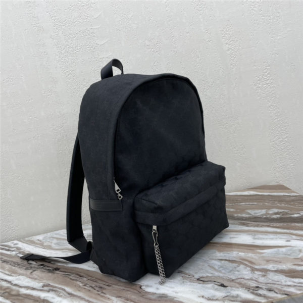 celine triomphe medium backpack