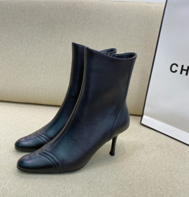 chanel high-heeled pointed boots