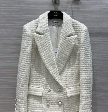chanel double-breasted blazer