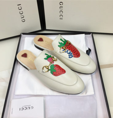 gucci mules strawberry slippers