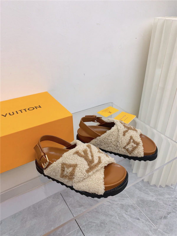 lv cross plush slippers sandals