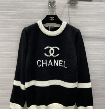 chanel embroidered letter knitted sweater