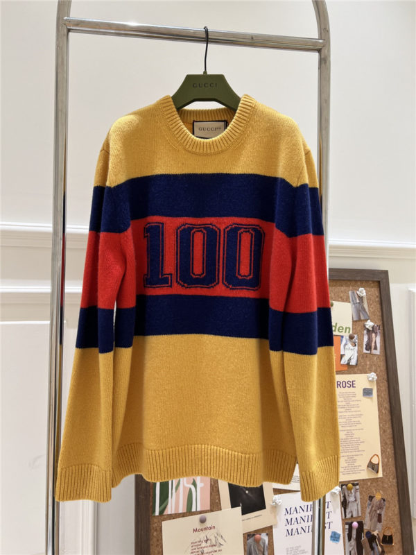 gucci logo letters sweater