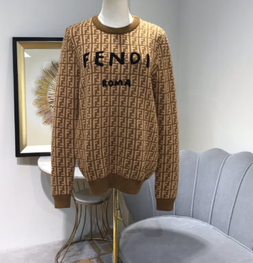 fendi logo knitted sweater