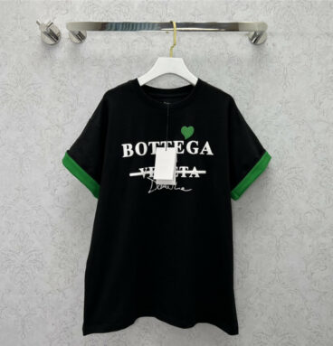 bottega veneta printed short-sleeved t shirt