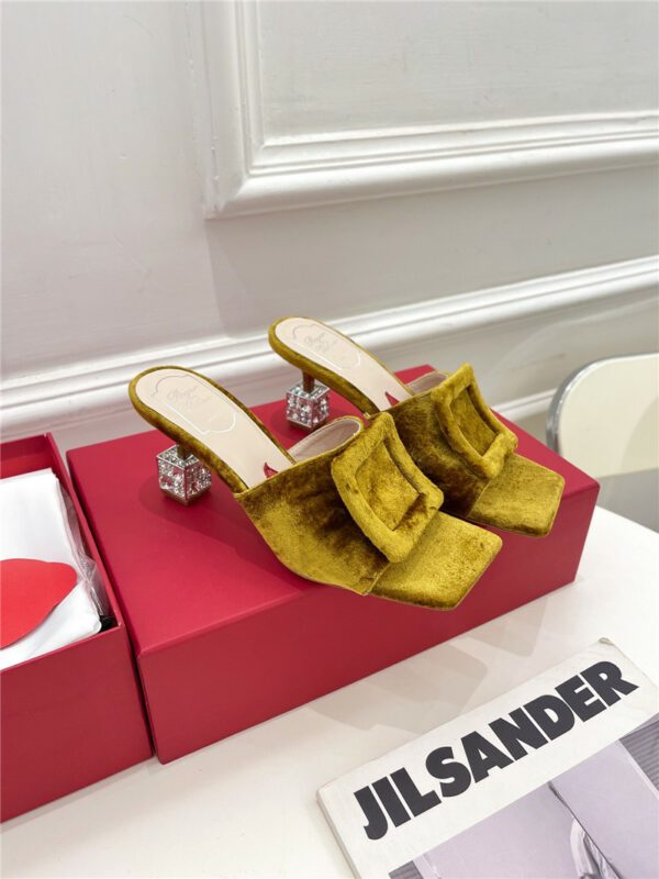 roger vivier classic generous buckle slippers