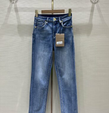 burberry classic minimalist straight-leg jeans
