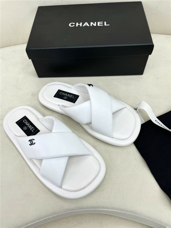 chanel flat slippers
