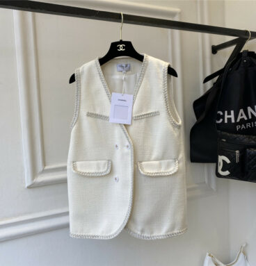 chanel off-white vest