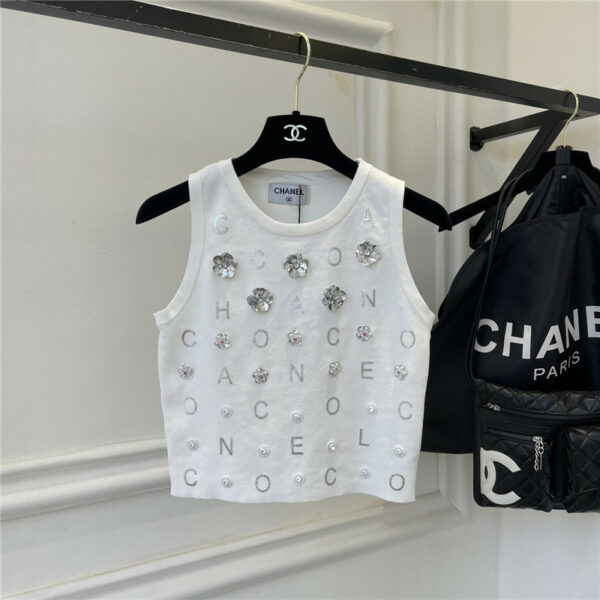chanel letters logo sleeveless vest