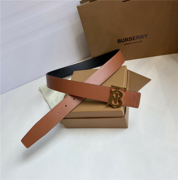 burberry B buckle belt