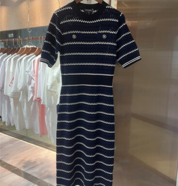 chanel contrast-striped slim-fit midi dress