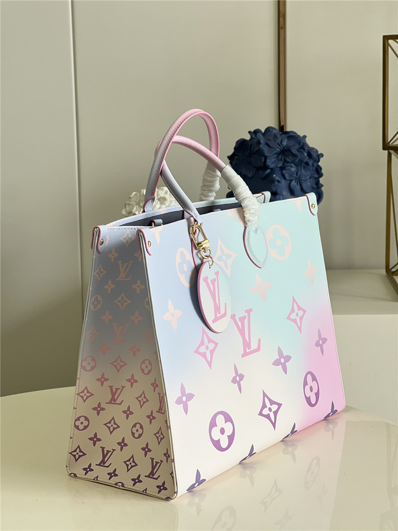 Louis Vuitton Pink And Lavender Gradient Coated Canvas OnTheGo PM Tote Gold  Hardware, 2021-2022 Available For Immediate Sale At Sotheby's