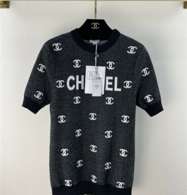 chanel positioning logo knitted top