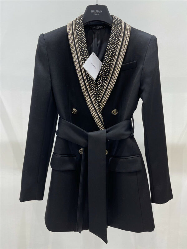 balmain classic double breasted studded belt suit