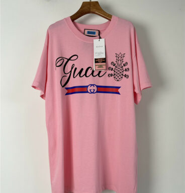 gucci pink loose t shirt