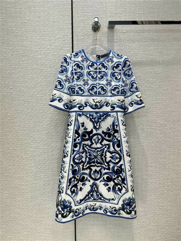 dolce & gabbana d&g blue and white print dress