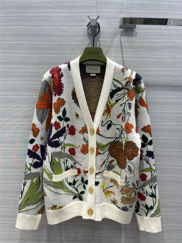 gucci v-neck floral print cardigan coat