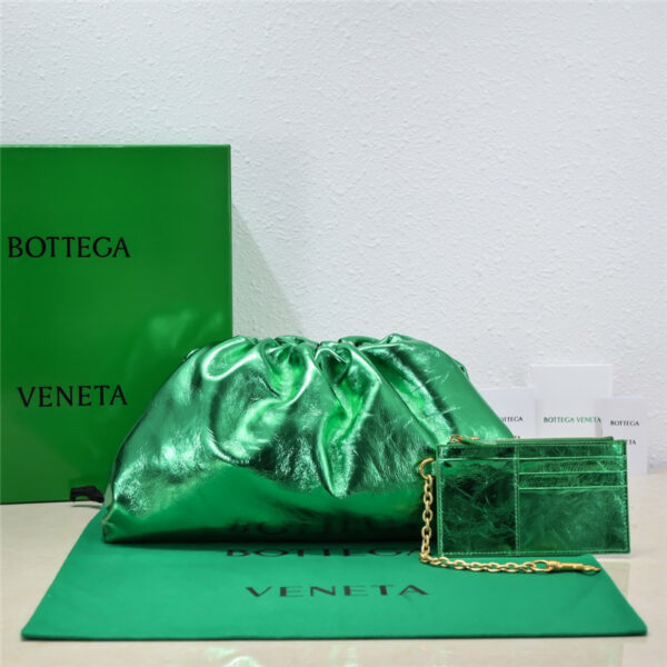 bottega veneta the pouch bag green