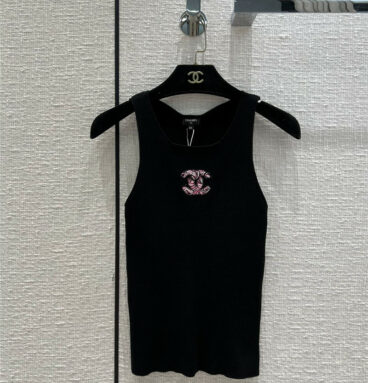 chanel logo embroidered knitted vest