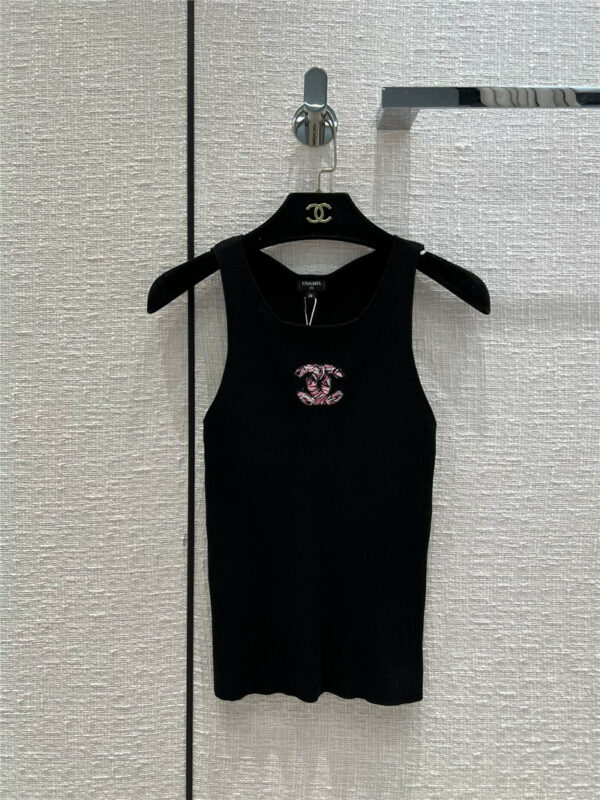 chanel logo embroidered knitted vest